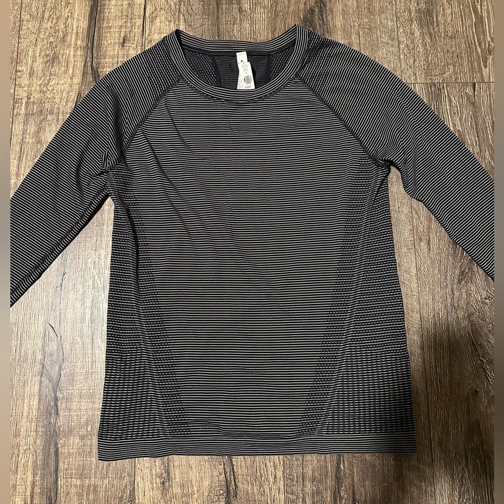 SOLD ON MERCARI | ATHLETA Striped Black and Gray Long Sleeve Athletic Top Size M